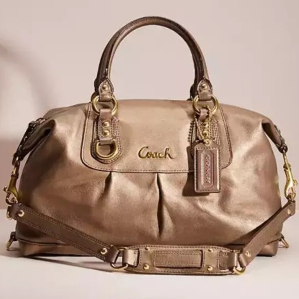 Euc Coach Ashley Gold Leather Rare Shoulder Bag Purse